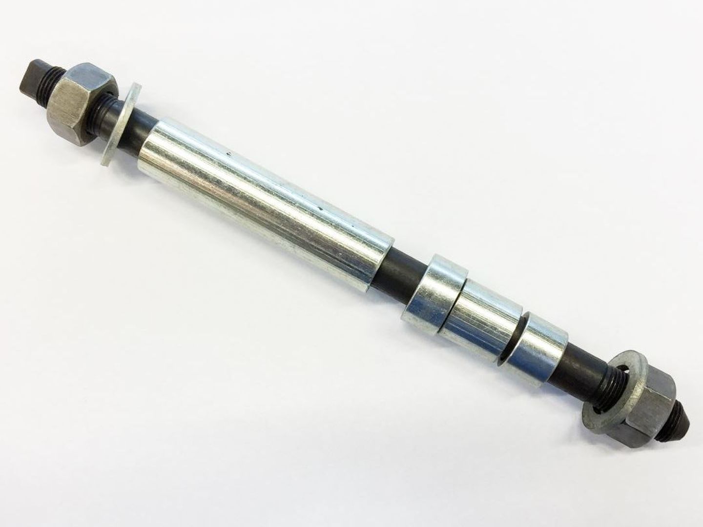 Puch/Sachs axe de roue arrière complet 12 mm