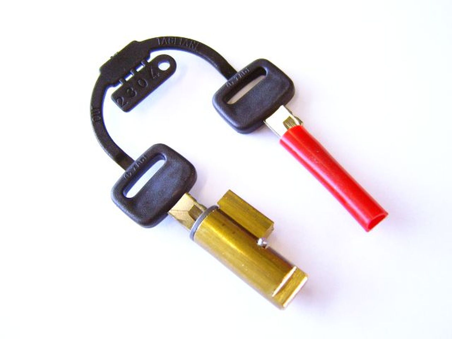 Cilo/Pony Steuerschloss mit Schlüssel Abmessungen: Schloss ø 11.6 mm, Breite Schaft 6 mm zu Beta 521