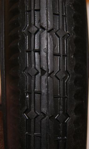 Fortune Pneu Velo 12 1/2 x 2 1/4 profil routier noir