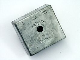 Manet Spannungsregulator 12V