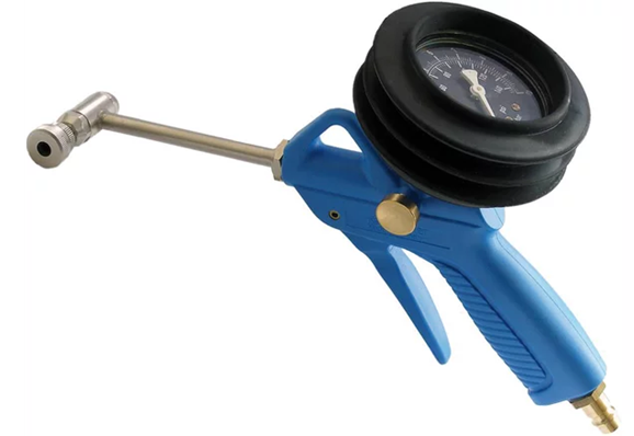 Reifenfüller mit Wechselaufsatz mit Manometer