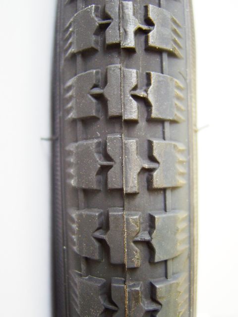 Duro Pneu Velo 700 x 38B noir